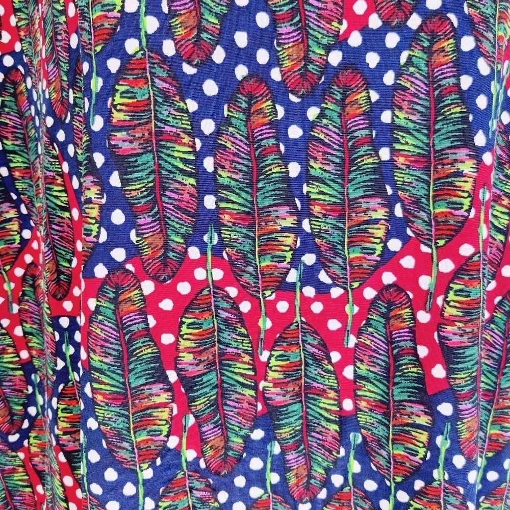 NEW LuLaRoe "Irma" Tunic Top T Tee Shirt Dress Womens Sz XL Feathers Red Blue - Picture 5 of 16